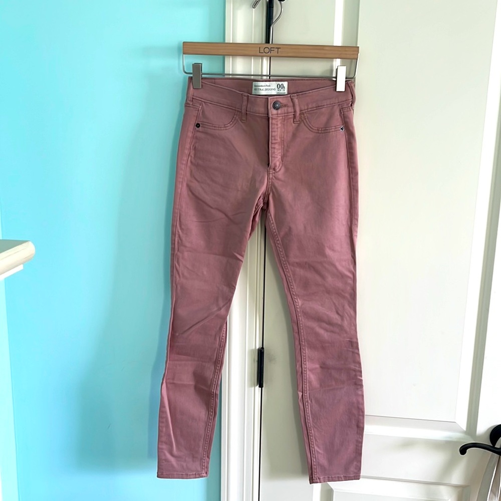 light pink wash abercrombie and fitch jeggings